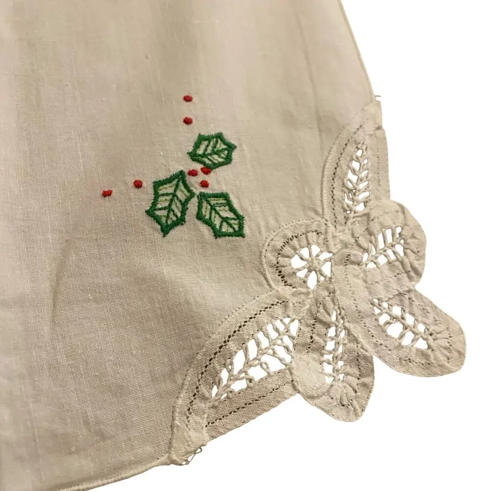 SET OF 3 Vintage Hand Stitched Embroidered Napkins & Crochet Corners 15.5 x 15.5